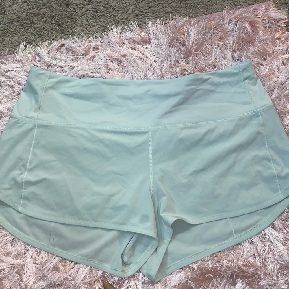 lululemon high rise speed up shorts 2.5’’